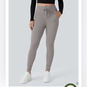 Halara Women's Gray High-Waisted Joggers
